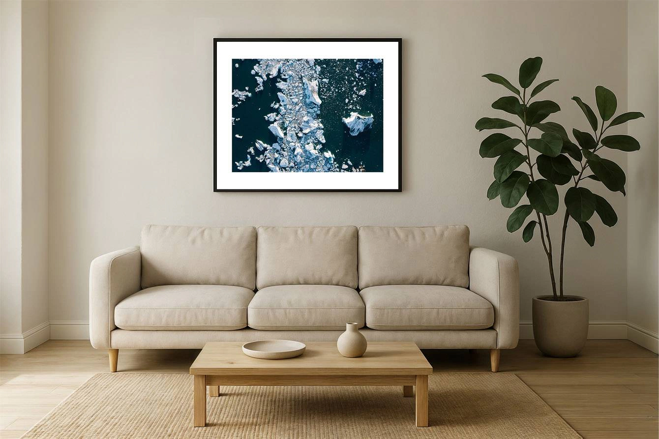 Island 22 - Senkrechter Blick auf treibende Eisfragmente in Jökulsárlón island 0022 wall - Island 22 - Senkrechter Blick auf treibende Eisfragmente in Jökulsárlón