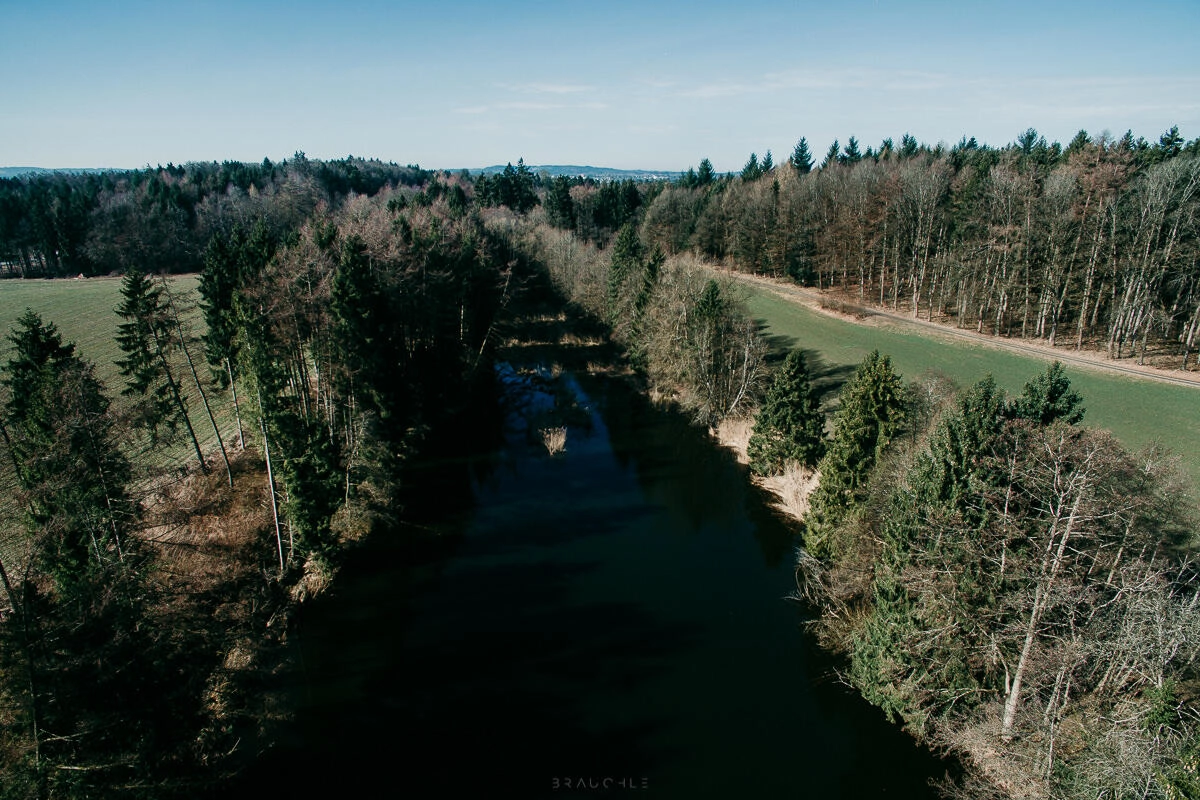 drohne luftaufnahmen oberschwaben 0015 - Oberschwäbische Eisenbahnlinie & Wannenberg Weiher