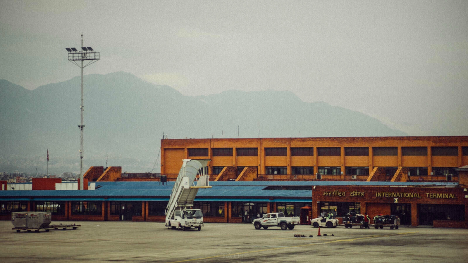 flight kathmandu everest lhasa 0001 2 - Flug von Kathmandu nach Lhasa