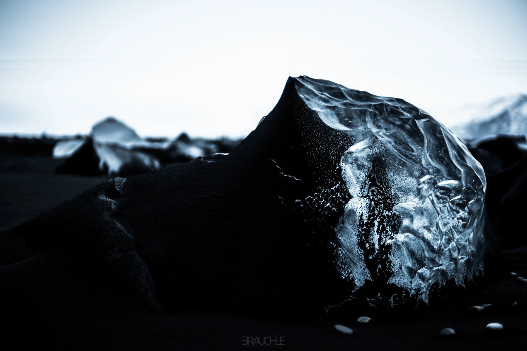 iceland joekulsarlon black sand beach 10 - Playa negra en Jökulsárlón