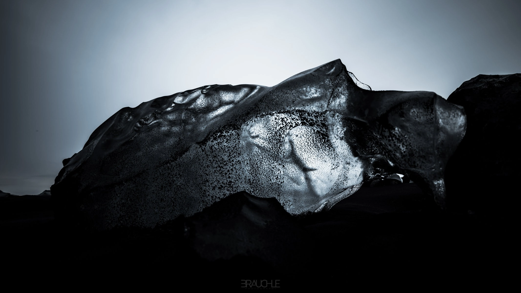 iceland joekulsarlon black sand beach 12 - Playa negra en Jökulsárlón