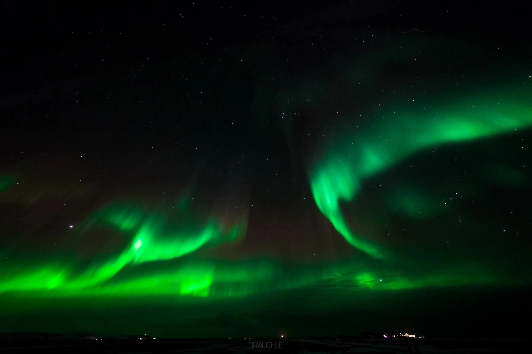 iceland northern lights skogarfoss 0003 - Island - Beeindruckende Polarlichter der Stärke 7