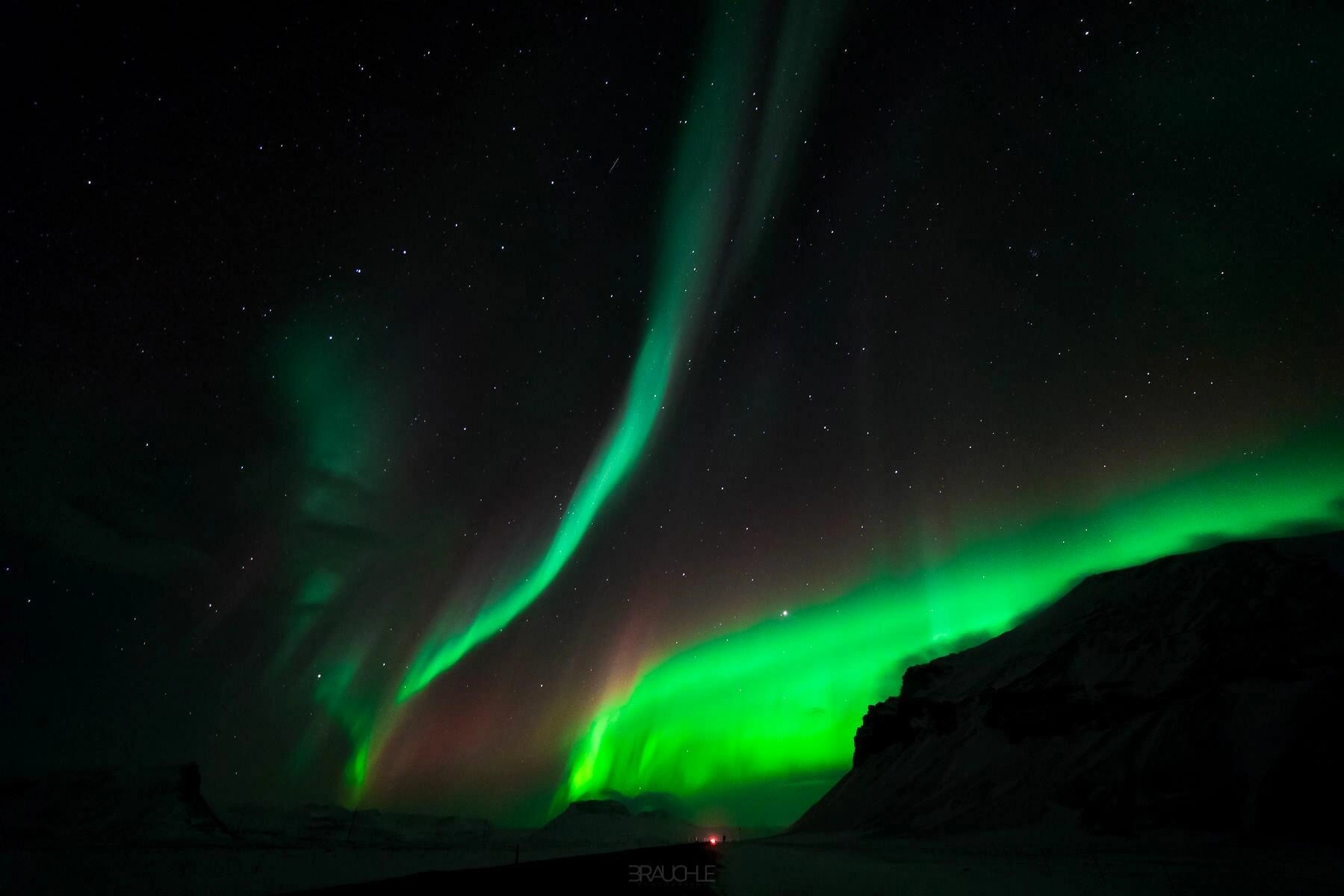 iceland northern lights skogarfoss 0005 - Island - Beeindruckende Polarlichter der Stärke 7