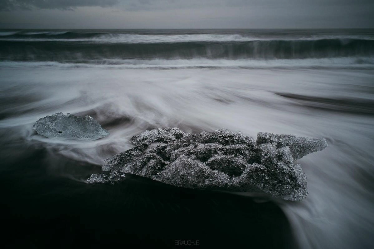 joekulsarlon black ice beach 0008 - Island - Der schwarze Strand am Jökulsarlon Gletschersee
