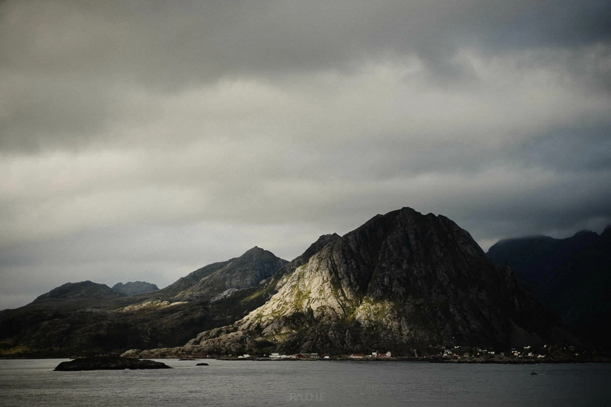 lofoten roadtrip landscape reine 16 - Lofoten - Bergsteigen & Roadtrip