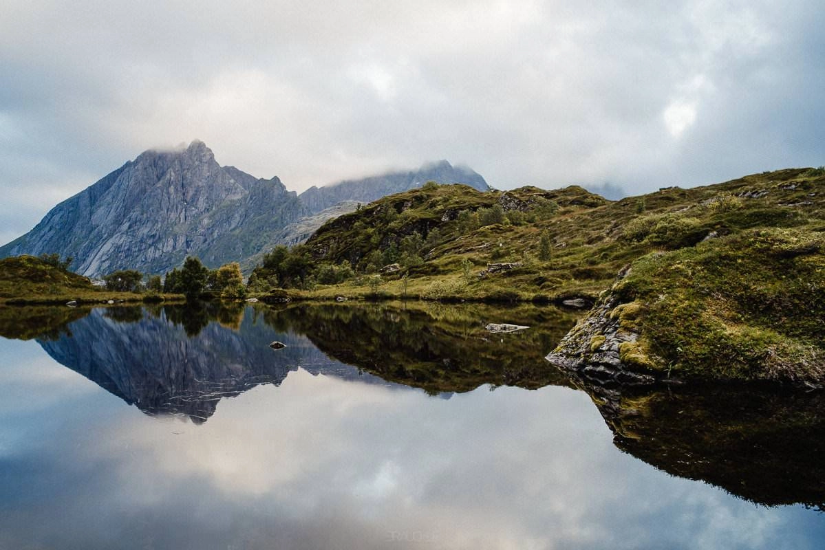 lofoten roadtrip landscape reine 34 - Lofoten - Bergsteigen & Roadtrip