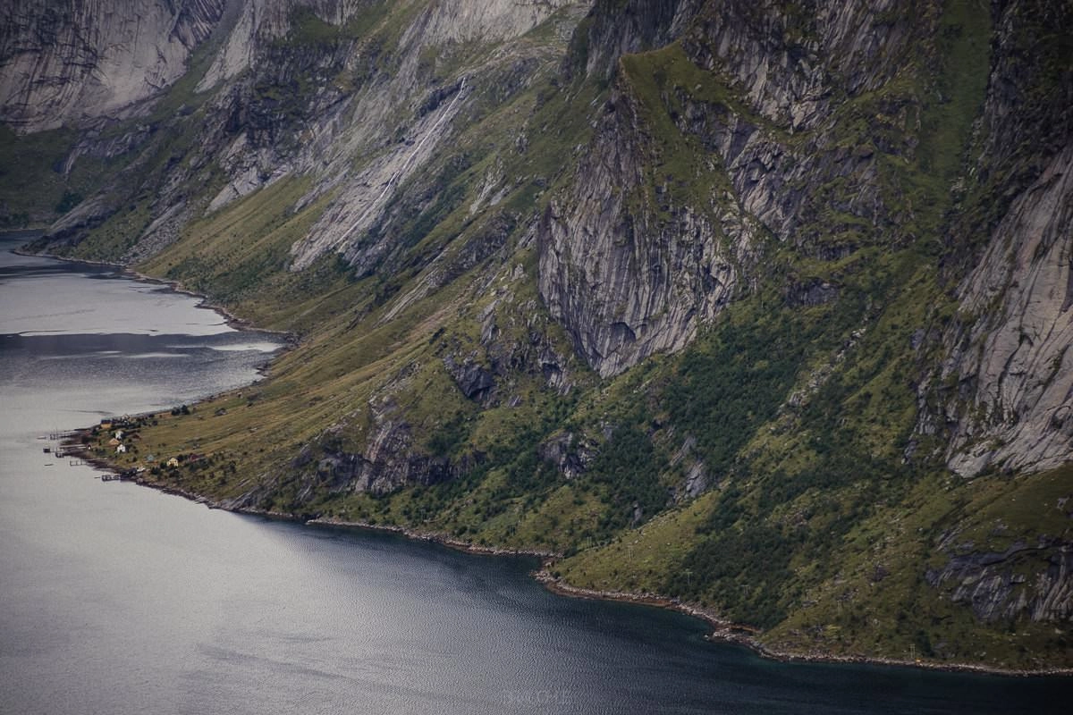 lofoten roadtrip landscape reine 9 - Lofoten - Bergsteigen & Roadtrip