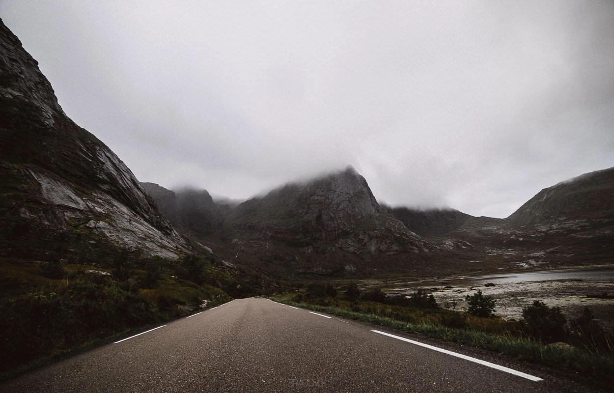 lofoten svolvaer reine 211 - Lofoten - Anreise nach Reine