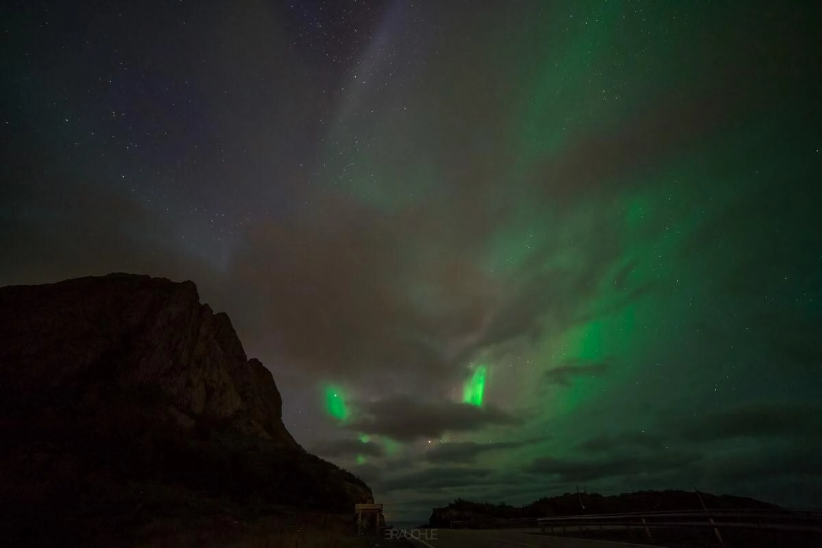 northern lights reine lofoten 6 - Lofoten - die ersten Polarlichter