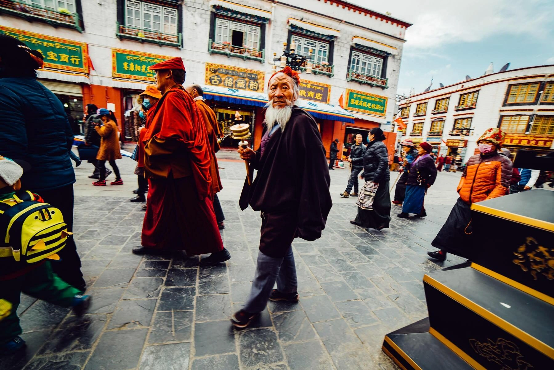 tibet lhasa barkhor street square 0003 - Reiseblog Tibet