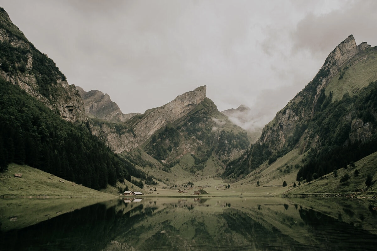 wanderung seealpsee saentis 0008 1 - Hike to Seealpsee