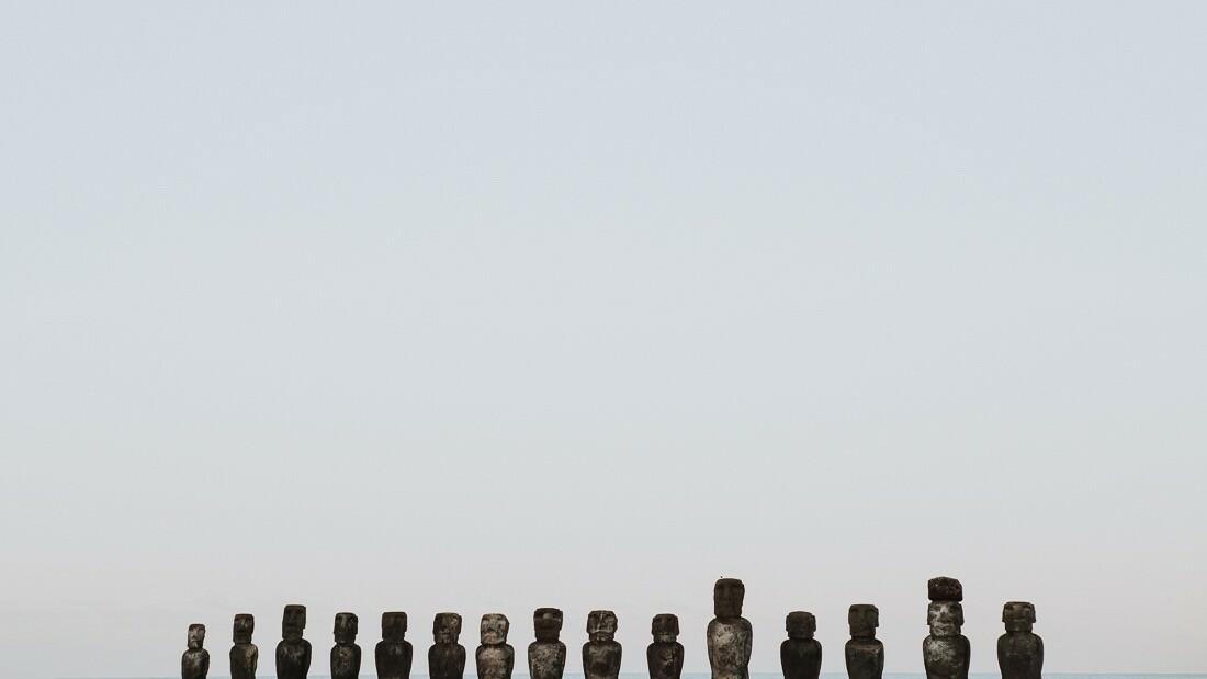 031 moai statue easter island - Isla de Pascua (Rapa Nui) 031 moai statue easter island - Isla de Pascua (Rapa Nui)