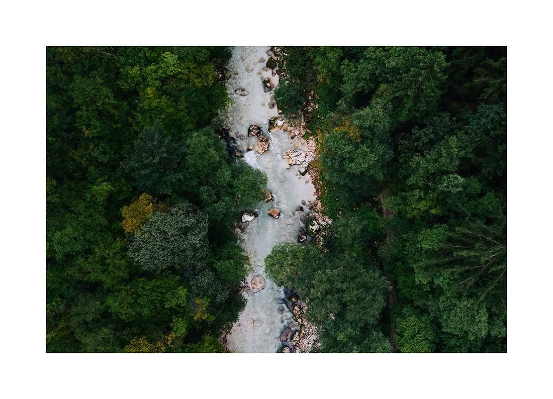 soca i2v 0002 web - Slovenien 01 - Ätherischer Soca-Fluss von oben